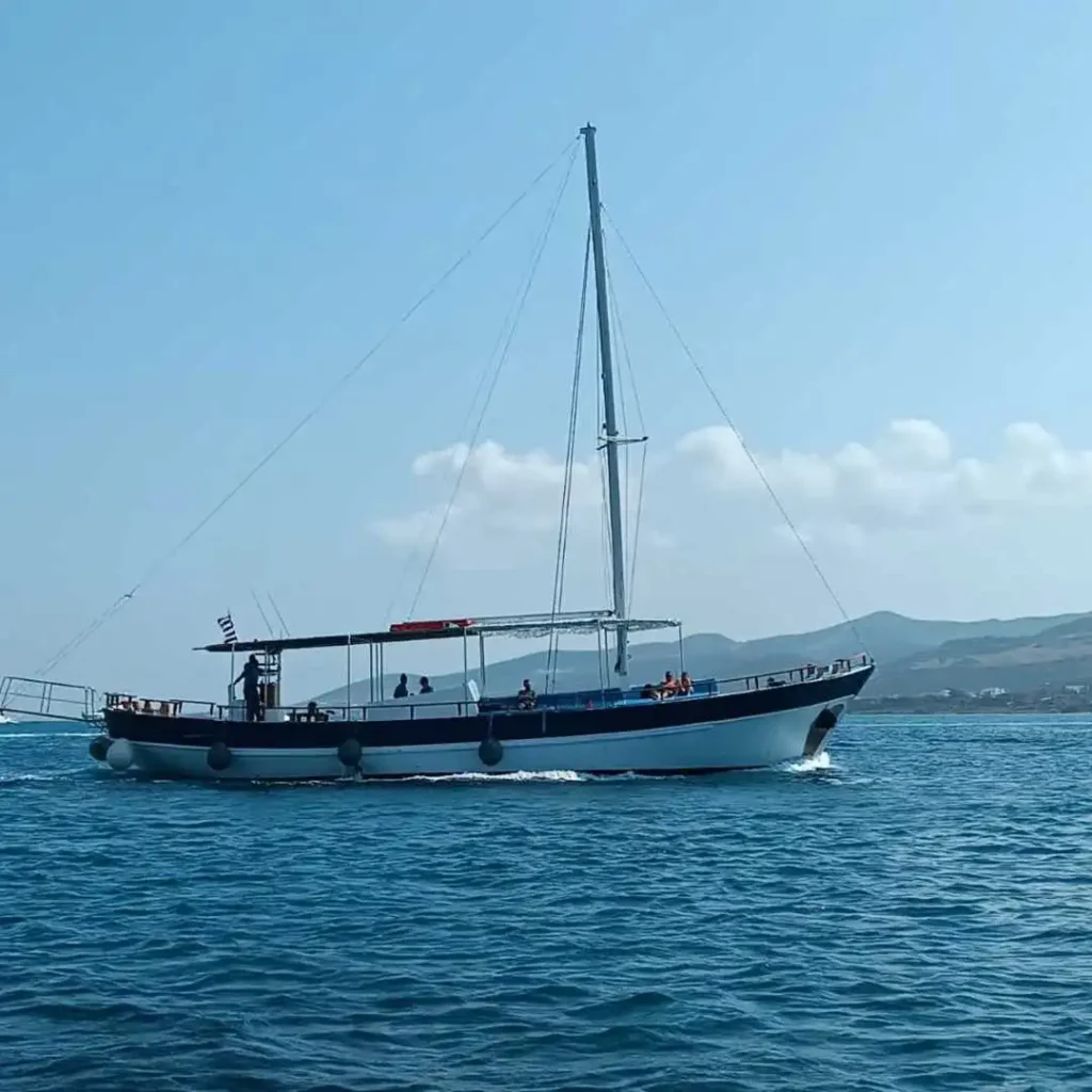 Paros Boat Tour